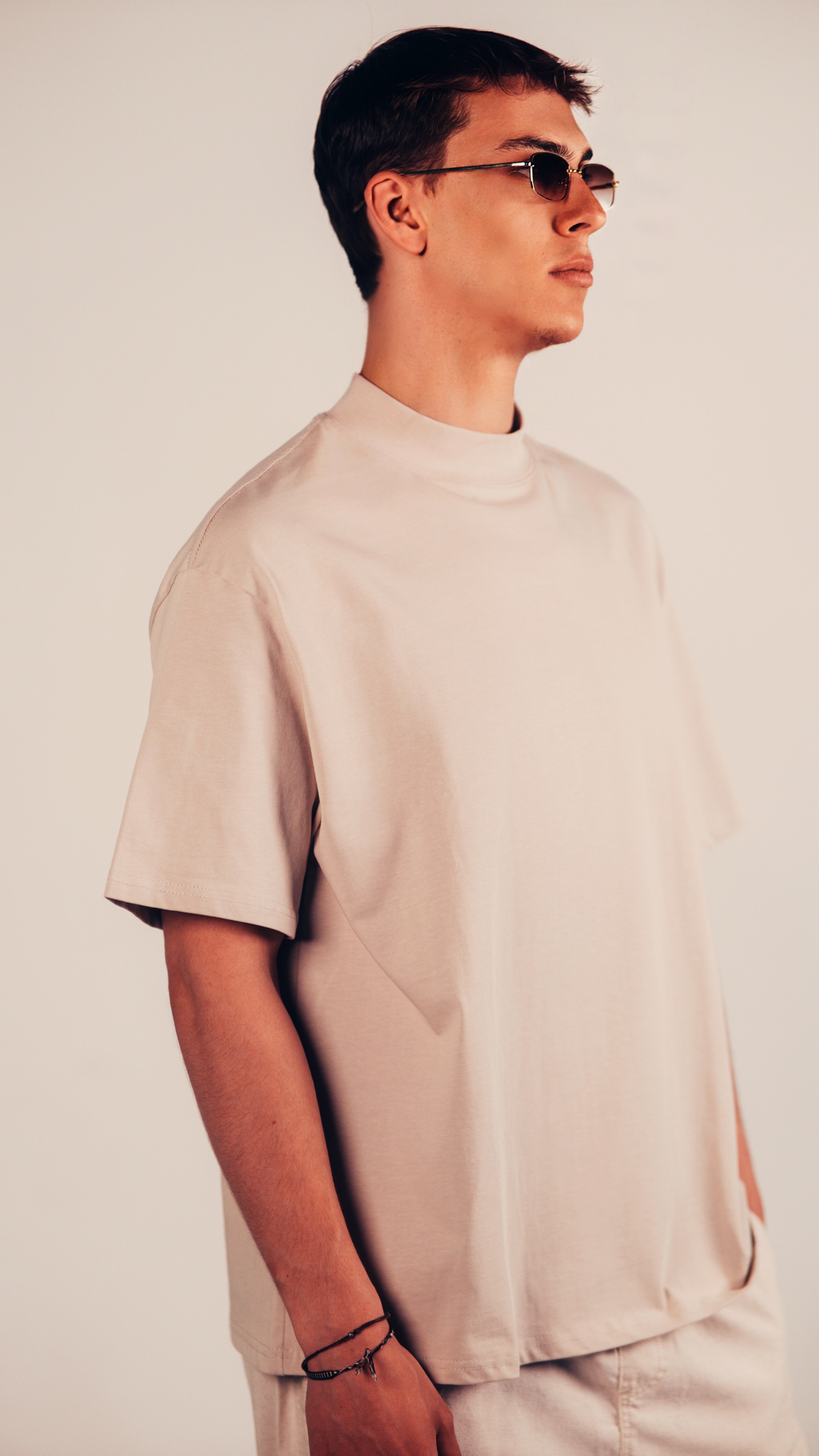 High-Neck Heavyweight T-Shirt
