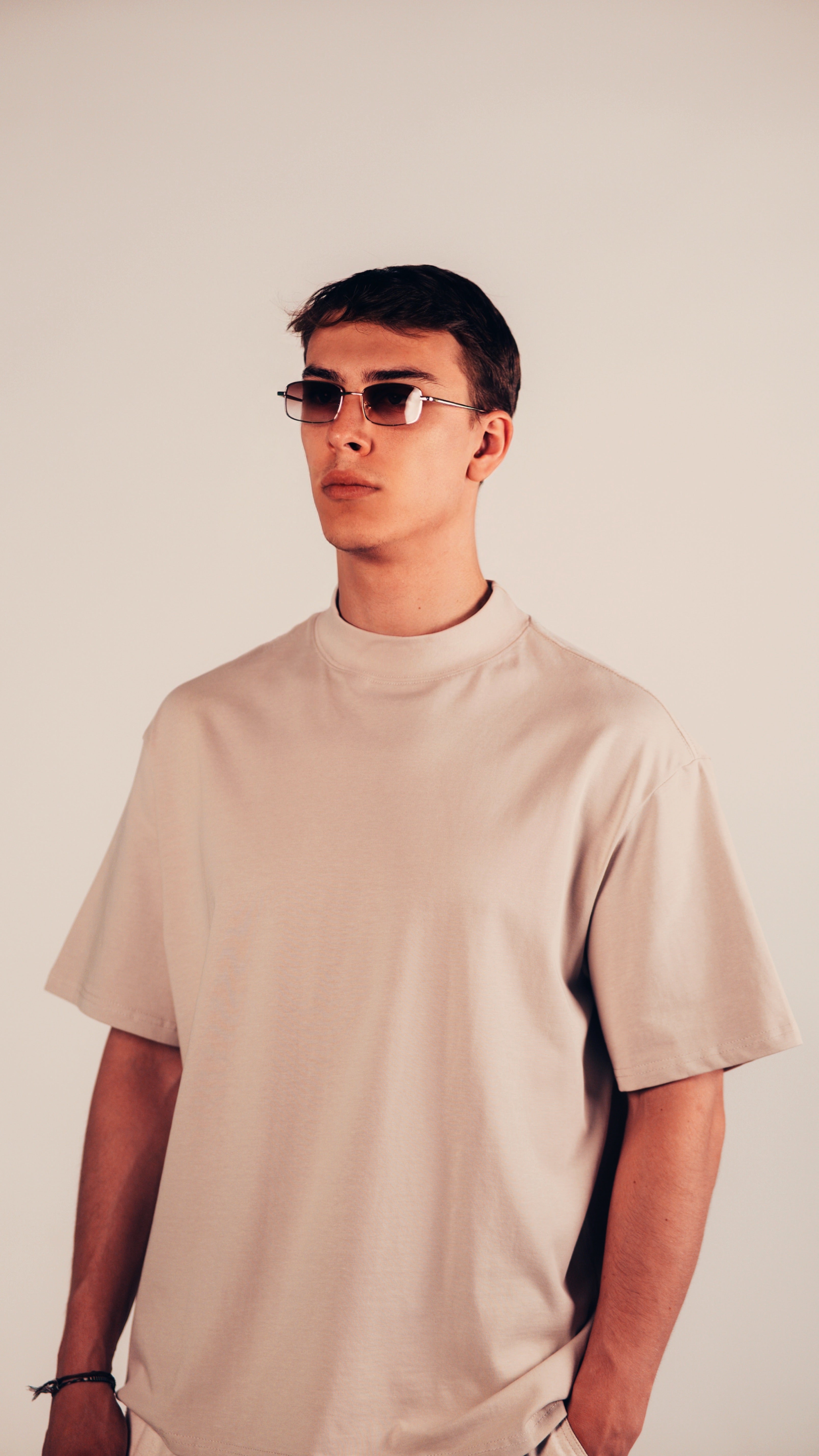 High-Neck Heavyweight T-Shirt